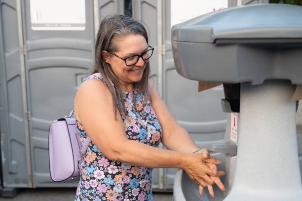 Best Luxury portable toilet rental  in Dunlap, IN